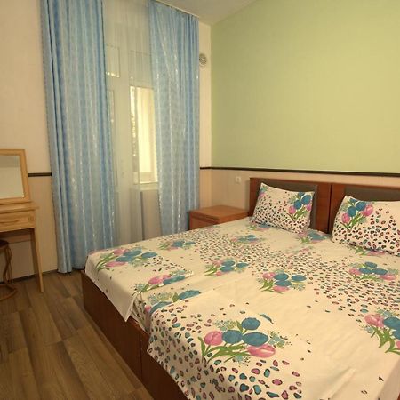 Atlant Hotel Набрань Экстерьер фото